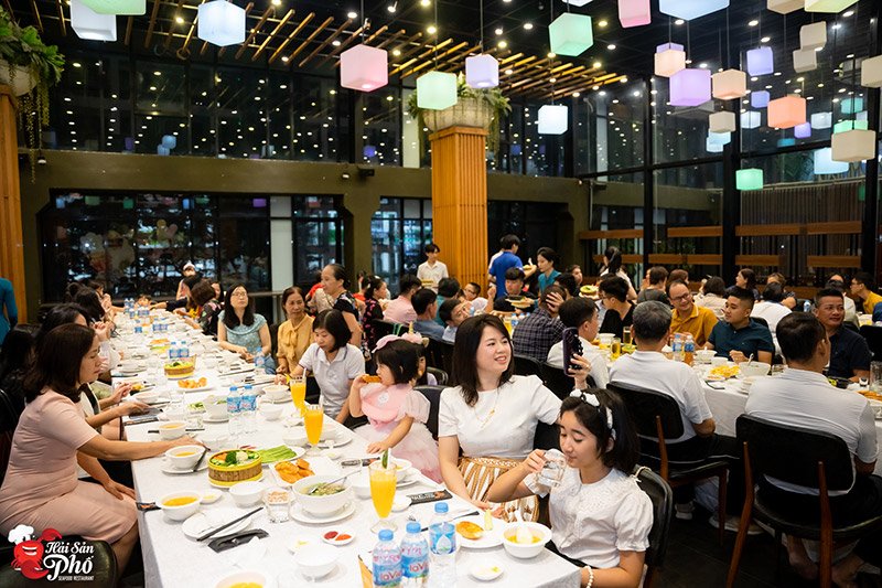 Trải nghiệm ẩm thực Hải Sản Phố - Nhà hàng hải sản tại Hà Nội ấn tượng